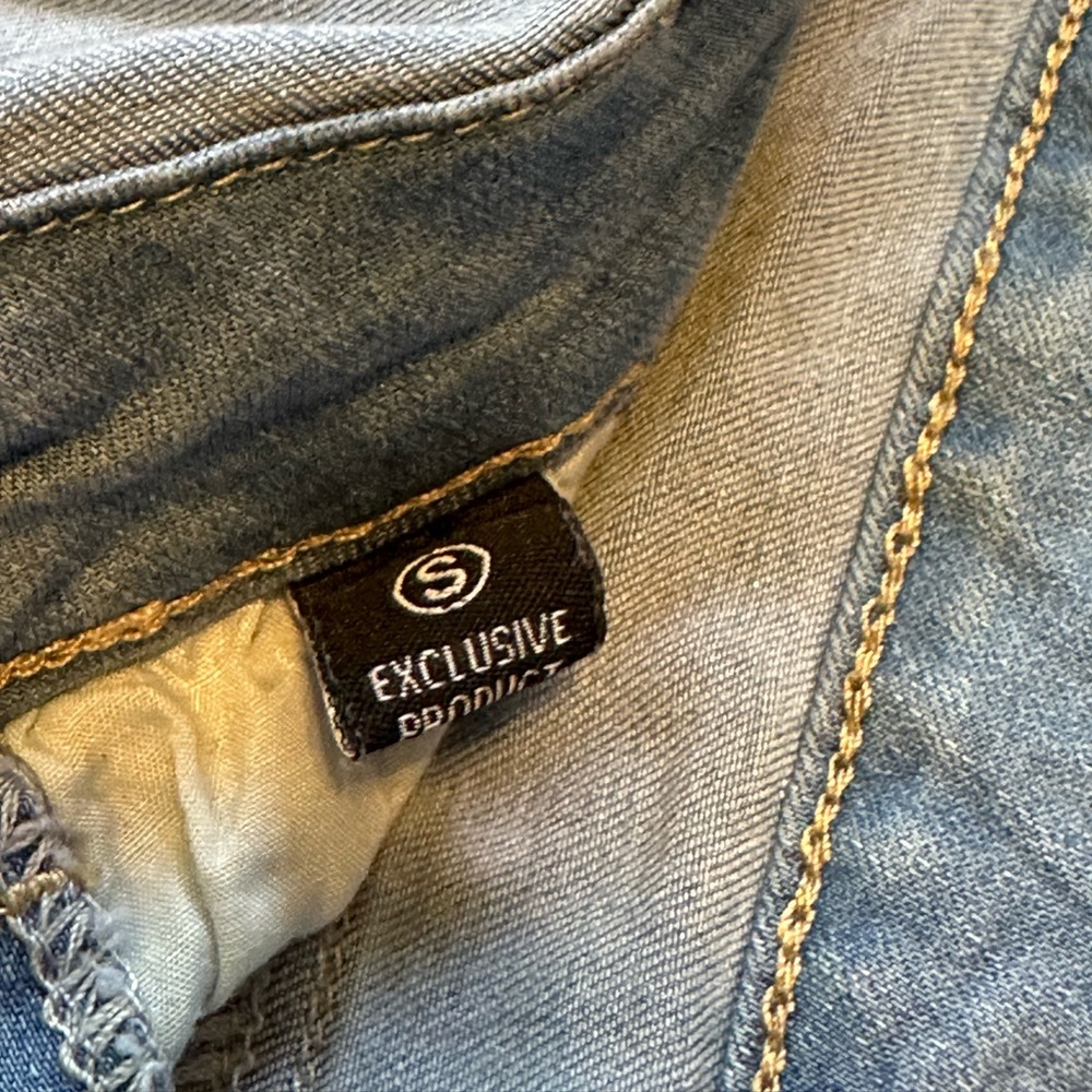 Distressed overalls, Fashion Nova, Size Small - Picture 11 of 15